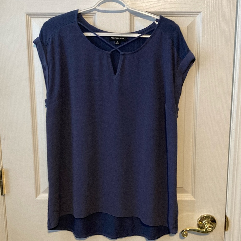 Fortune + Ivy women’s XL lavender top.